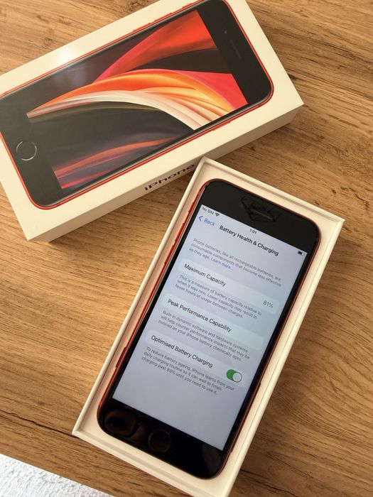 iPhone SE 2020 Red