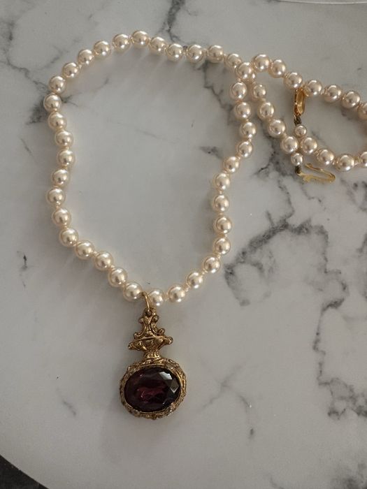 Colier vintage perle si medalion statement tip YSL