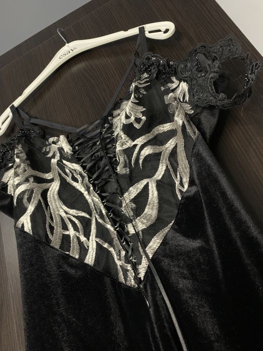 Rochie de seara cu aplicatii