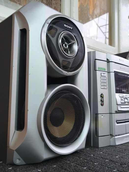 Sony музикални сентр