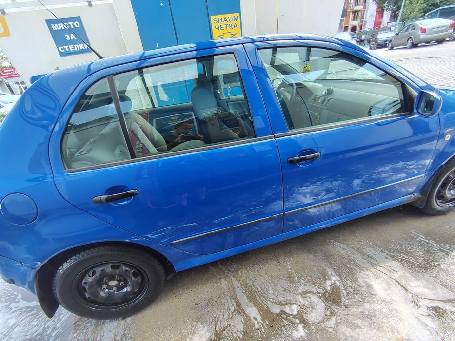Продавам Skoda Fabia