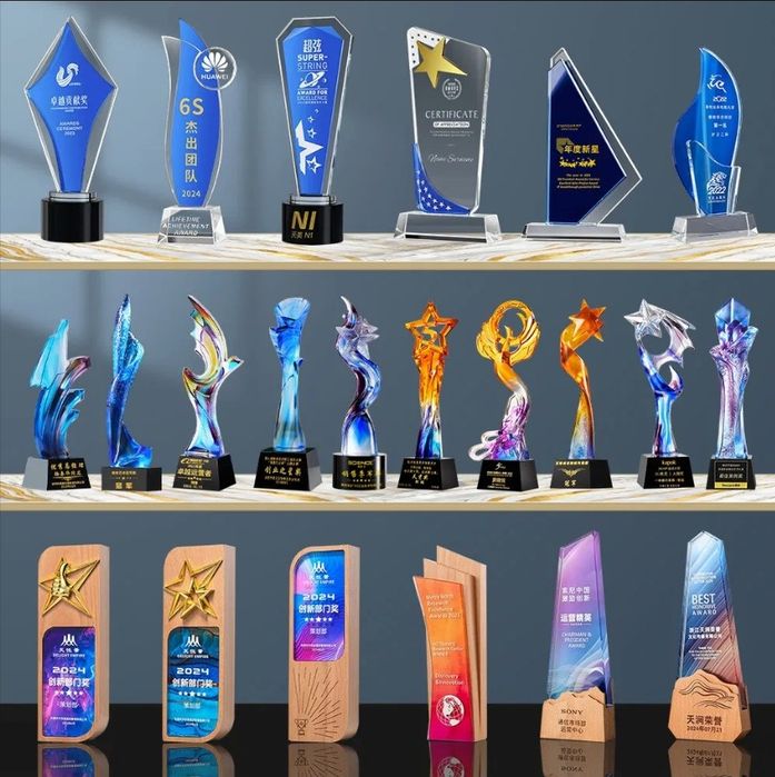 Trofee si medalii premium personalizate