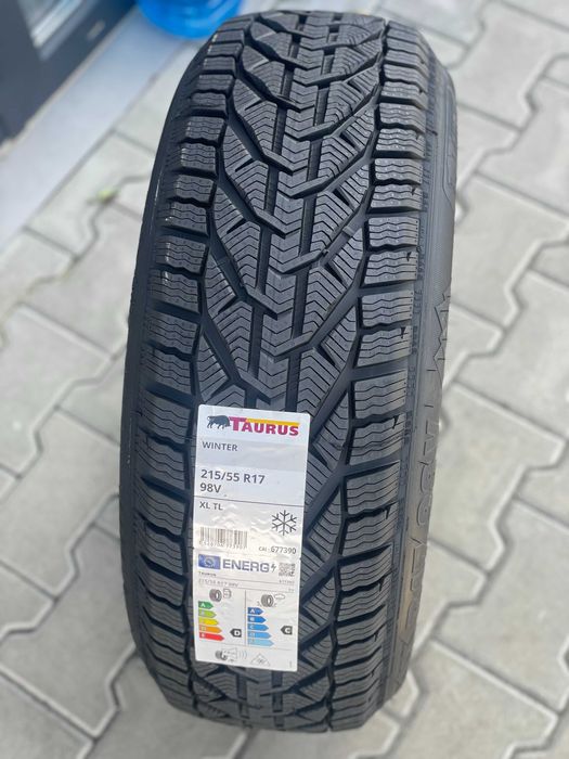 Anvelope noi Taurus Winter 215 55 17 98V XL