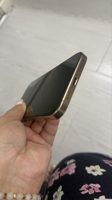 СРОЧНО! Продам айфон 16 про мах 1 TB