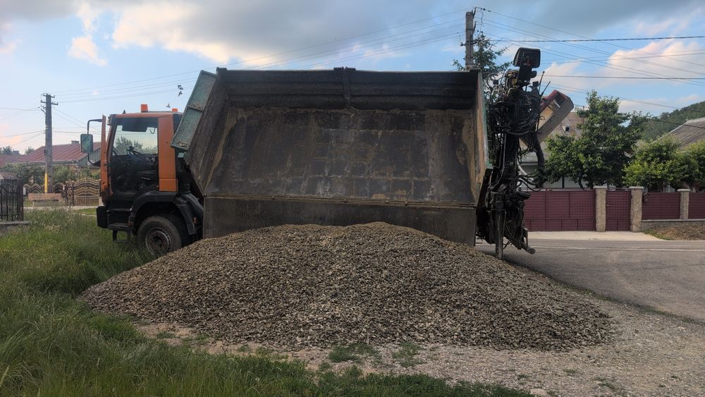 Vând Iveco Eurotraker basculabil cu macara longlift 115 Z cu graifer de lemn și cupa pentru pământ,balast