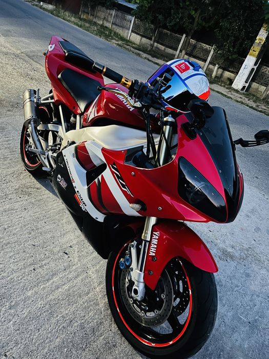 Yamaha R1 / VARIANTE