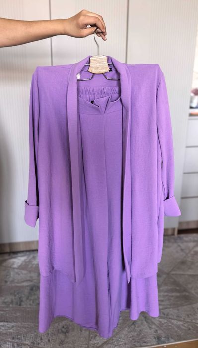 Продам женский летний костюм в хорошем состянии