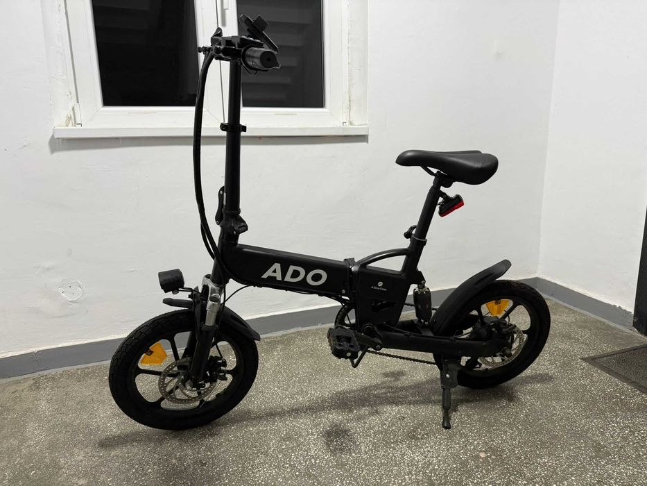 PRET FIX - Bicicletă electrică pliabilă ADO A16, ca nouă, rulaj sub 70 km