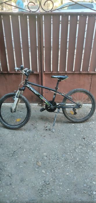 Bicicletă copii 6-9 ani.
