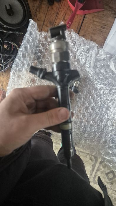 Оригинални Дюзи за Тойота корола ,Rav4 D4D 2.0 116кс