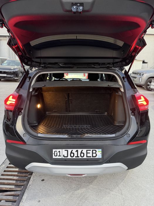 Chevrolet Tracker 2023 — 4