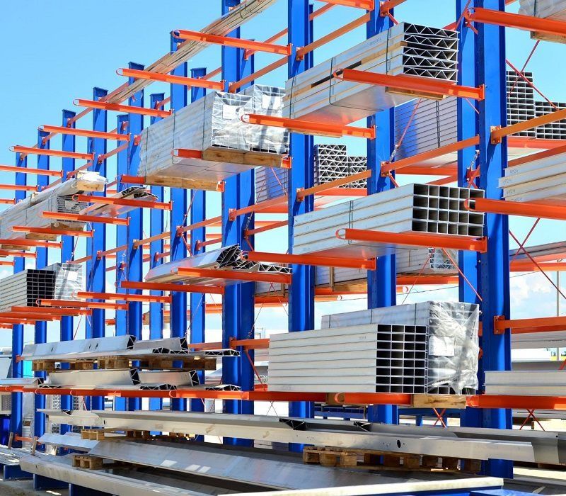 Rafturi Metalice Cantrilevar