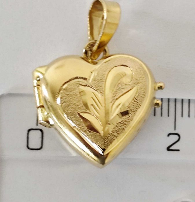 Medalion - Inima aur 22K , 4.52 gr. Vanzare in locatie (AG35 B 34584) Garantie 2ani!