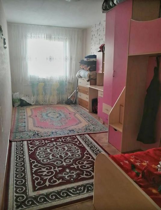 Продам 2 комнатную квартиру   20 мкр.