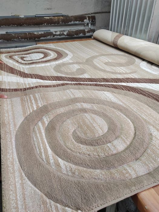 Продам палас  2,5 *3,5