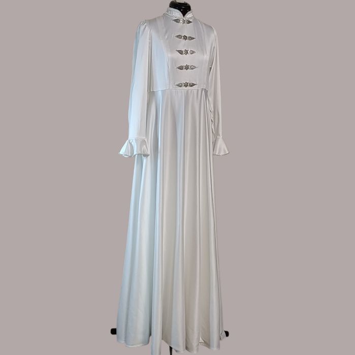 Келин койлак, оқшом либоси