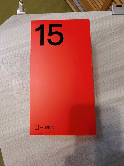 OnePlus 15 Sand Storm 12/256 Gb impecabil