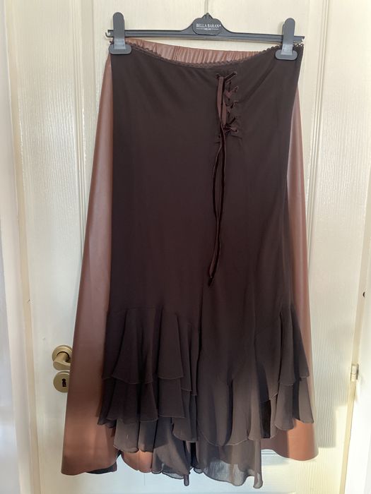 Fuste damă diverse modele și mărimi