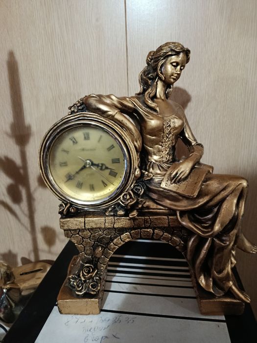 Часы настольные часы