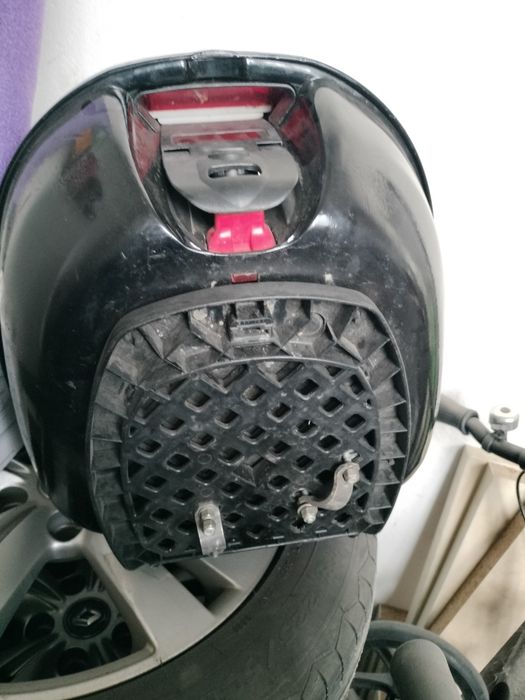 Vând portbagaj motocicleta Suzuki 1995