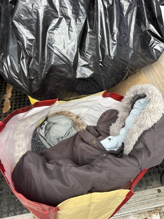 Urgent, haine, incaltaminte copii