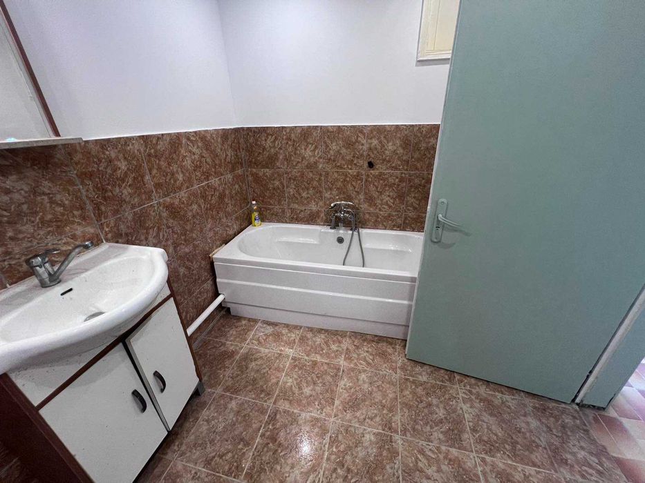 Продава се Къща в с. Крумово, Област Варна - 200 кв.м за 700 €/кв.м - Снимка #5