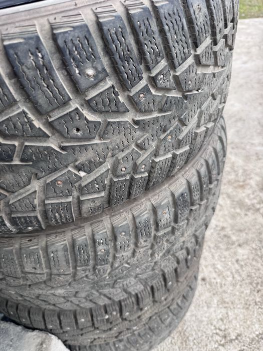Зимние шины (балоны) R17 Maxiss