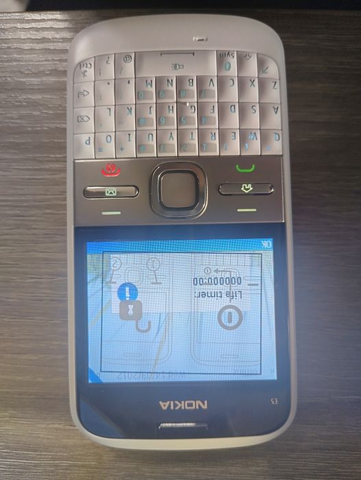 Nokia E5 ретро Модел Нокия абсолютна рядкост чисто нов ретро телефон
