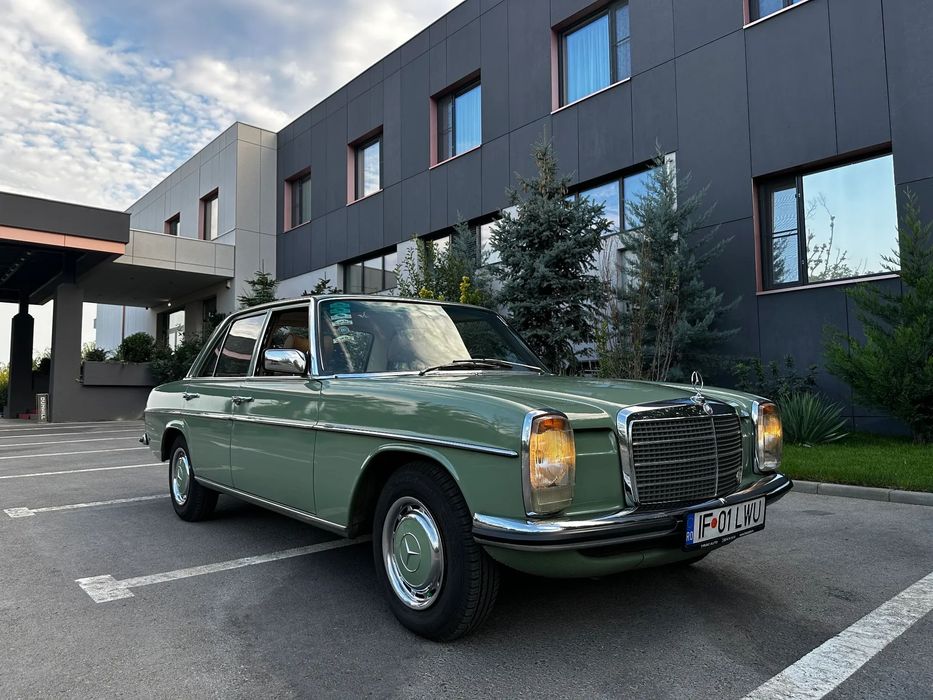 Mercedes-Benz W115 Mercedes Benz W115, an 1974, al doile proprietar, impecabil