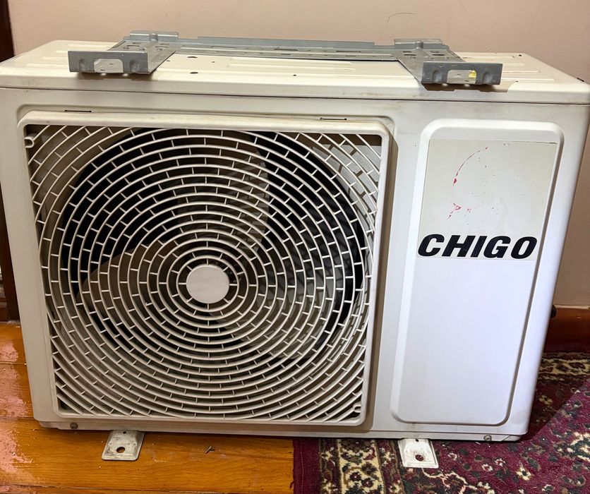 Кондиционер CHIGO 12 000 BTU, б/у, комплект