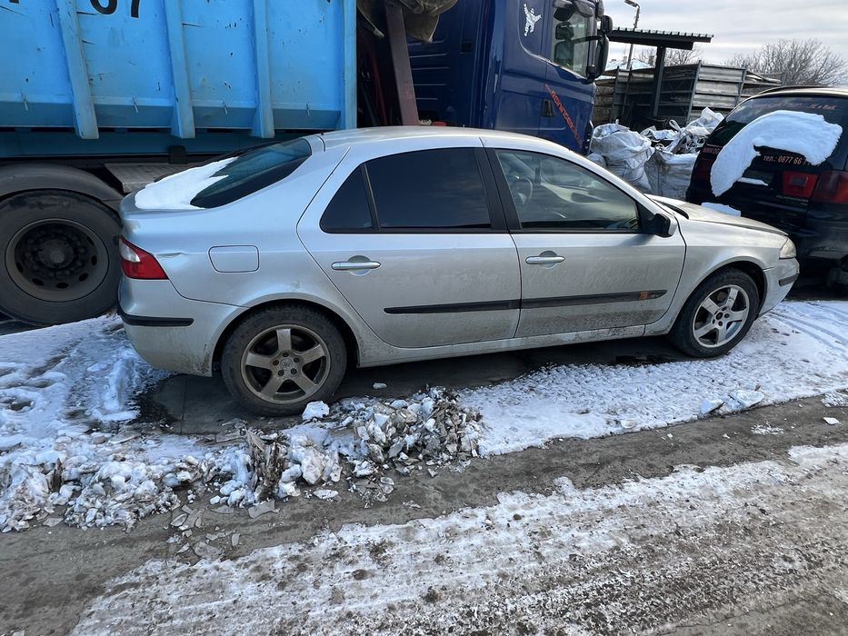 Renault Laguna II НА ЧАСТИ