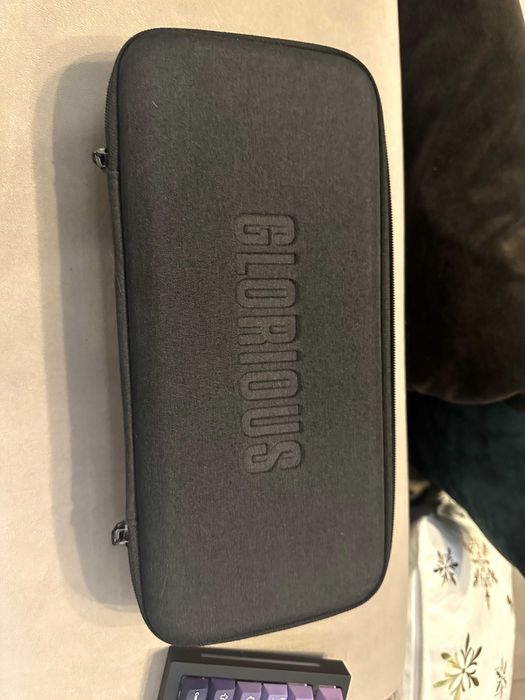 Механична клавиатура Glorious GMMK Pro