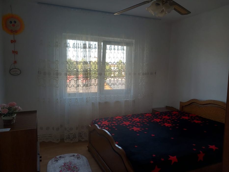 Inchiriere apartament 2 camere in CFR