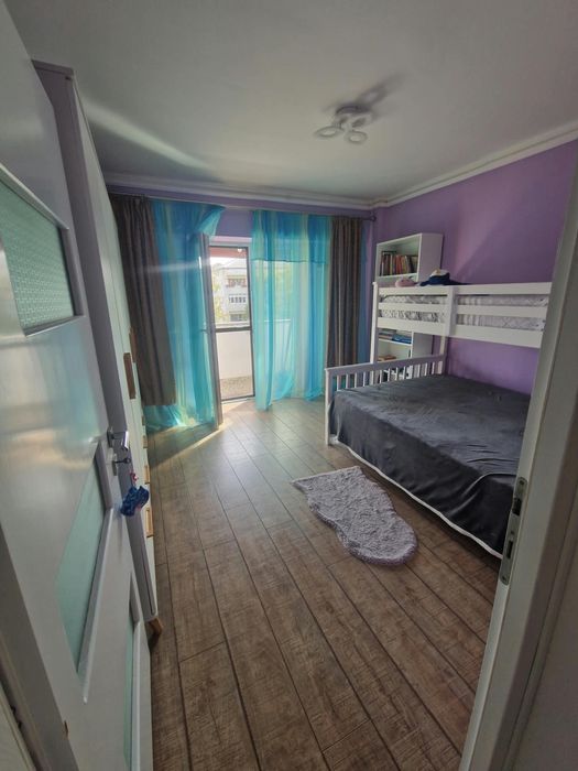 Apartament cu 4 camere 120 m2 construiți 100 m2 utili et 3/8 2 băi în cart Micro 17 BDUL Independentei