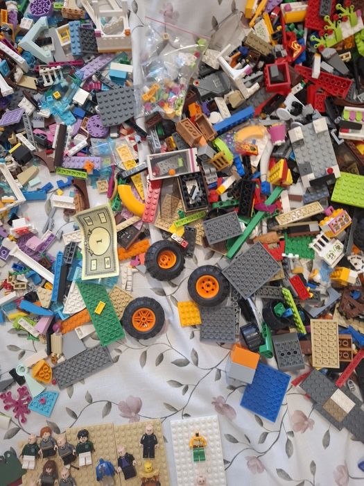 Лего / Lego, фигурки герои части над 6 кг.