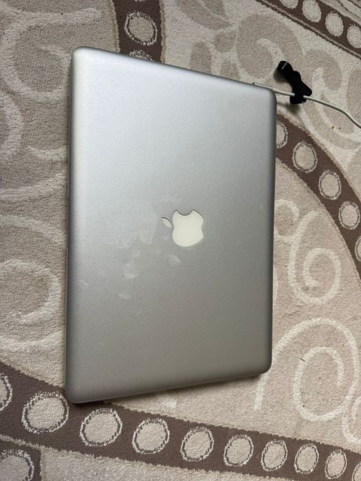 Macbook pro срочно сатылады.Алатындар ватцапка отындер