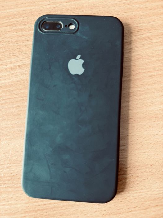 Iphone 8 plus в хорошем состаяние