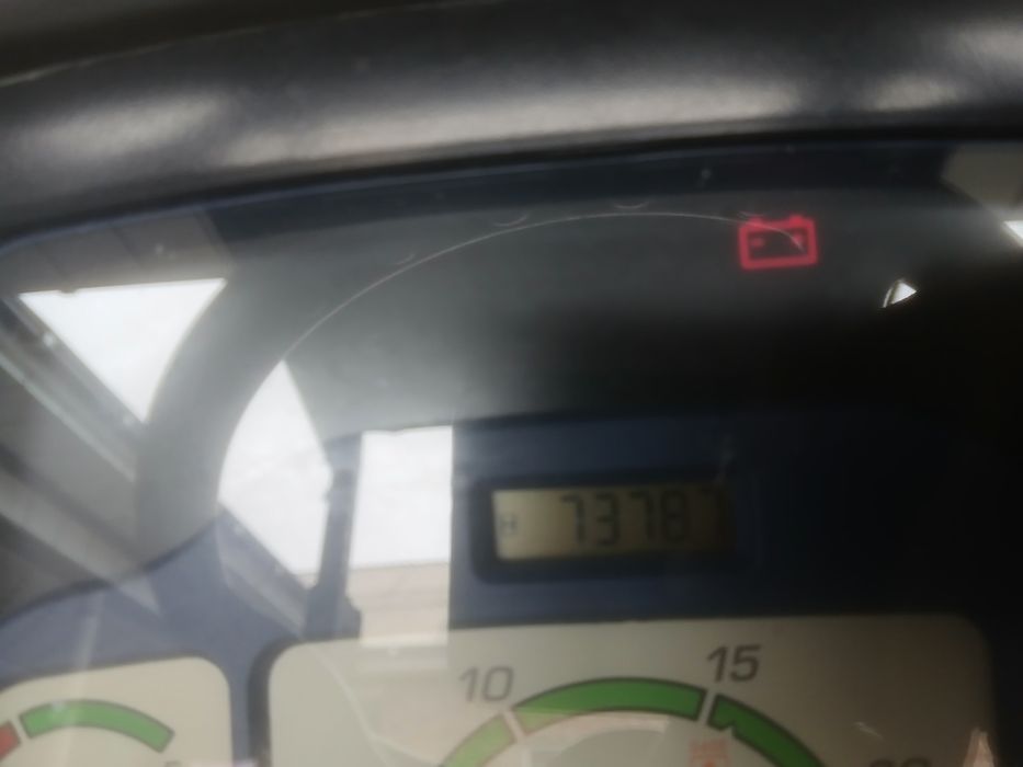 New holland tt40 sotiladi