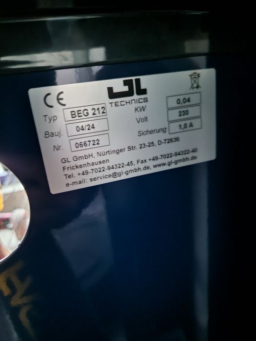 Уред за автоматично обезвъздушаване.