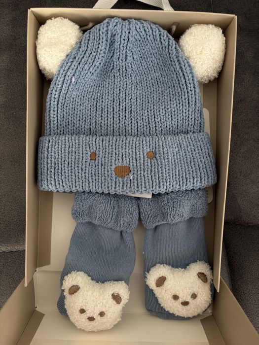 Нов комплект с шапка Mayoral 70см