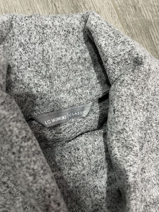 Различни видове пуловери