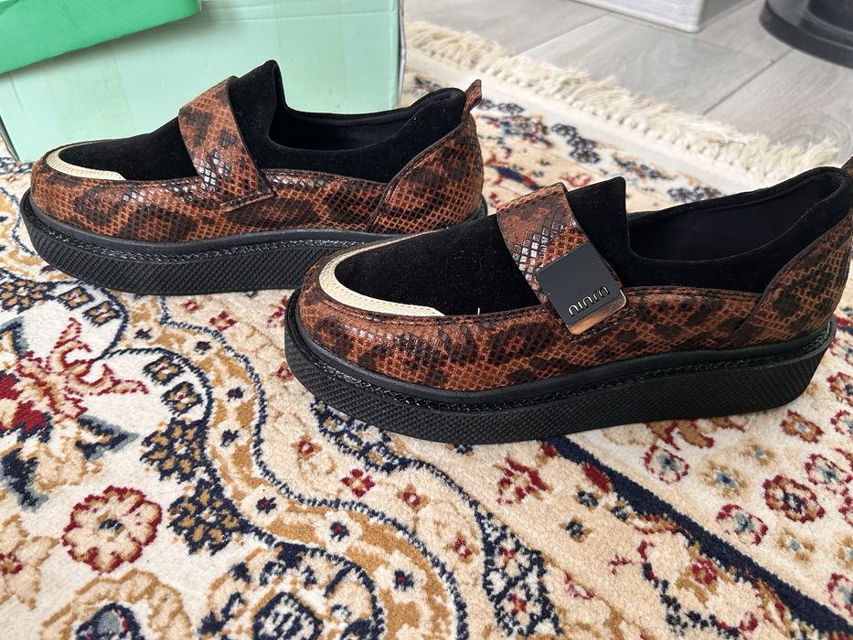 Обувь женский.