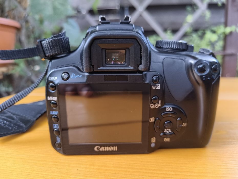 Canon 400d + obiectiv Sigma 18-200+ accesorii și grip