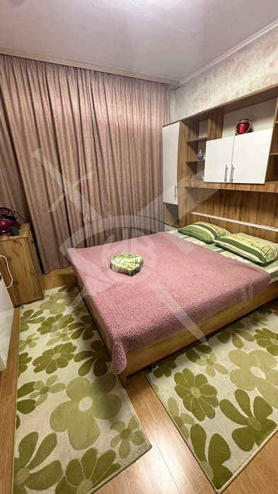 Дава се под наем Четиристаен апартамент в Варна, Цветен квартал - 100 кв.м за 700 € - Снимка #3