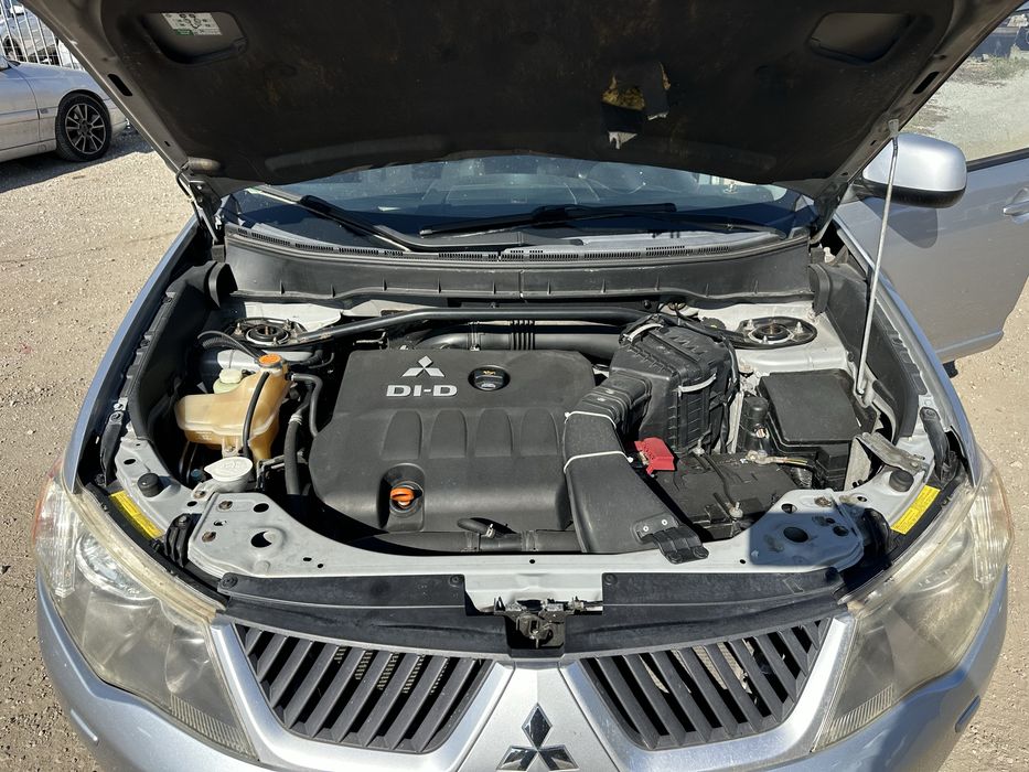 Митсубиши Аутлендър 2.0did  4x4awd- НА ЧАСТИ!!!