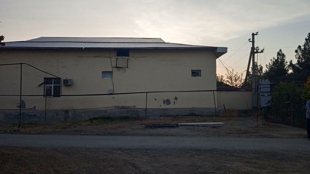 Srochno savdo doʻkoni uchun yer sotiladi