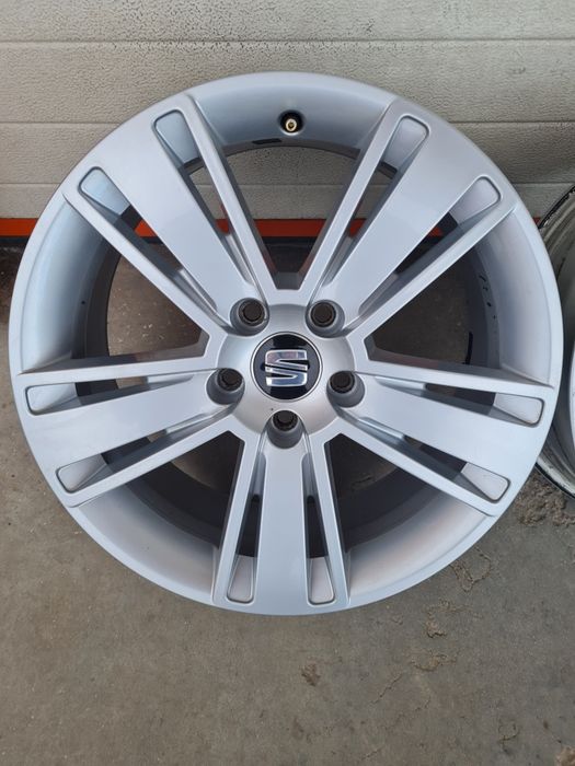 Оригинални джанти за СЕАТ SRAT VW AUDI SKODA R17 5x112 ET39 7J