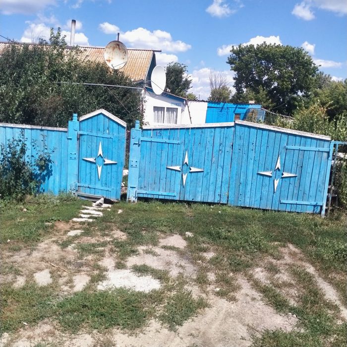 Продам дом  село Петровка