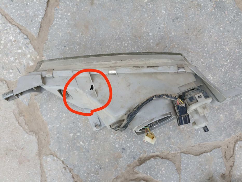 Фара на нексия 1