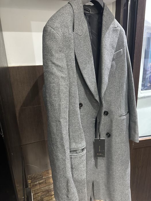 Paltoane Zara marimea Xl noi cu eticheta. 290lri bucata